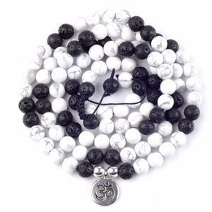 Bracelet mala H/F en 108 perles d'Howlite et charmes
